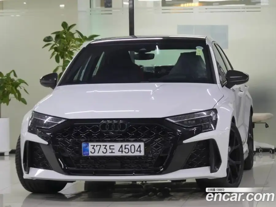 Audi RS3 2.5 TFSI Quattro Carbon Edition