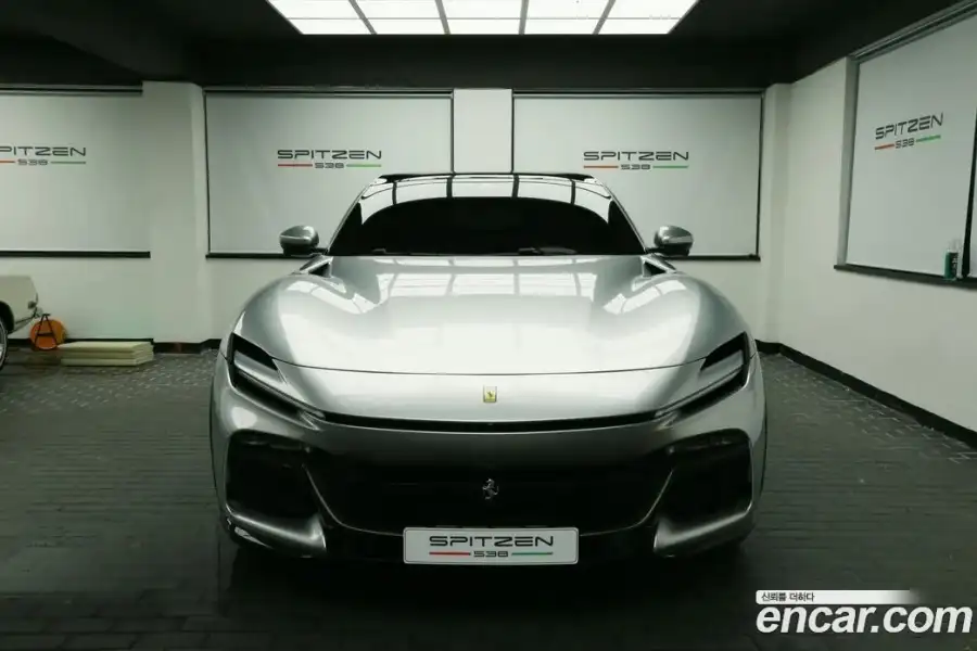 Ferrari Purosangue 6.5 V12