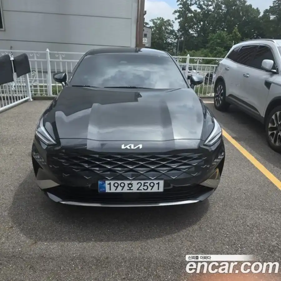 Kia K8 Signature