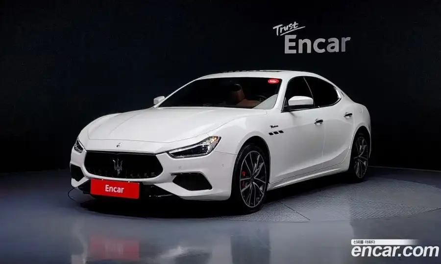 Maserati Ghibli 3.0 Modena