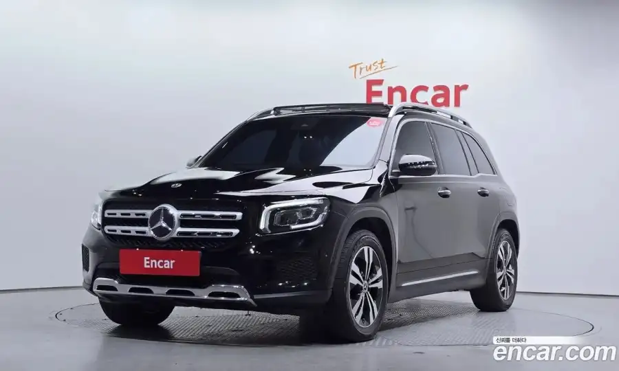 Mercedes-Benz GLB-Class GLB220