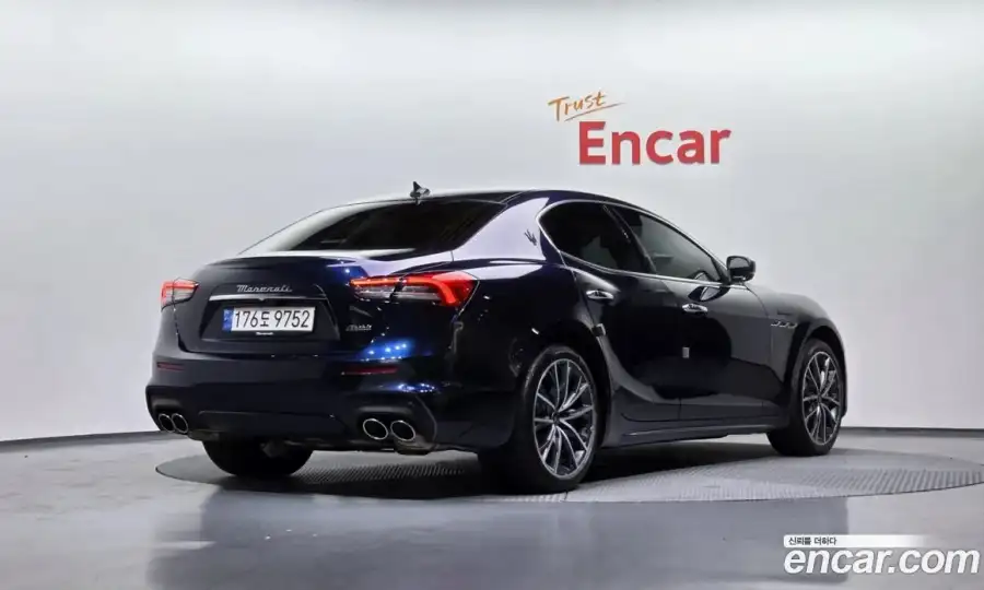 Maserati Ghibli 3.0 Modena