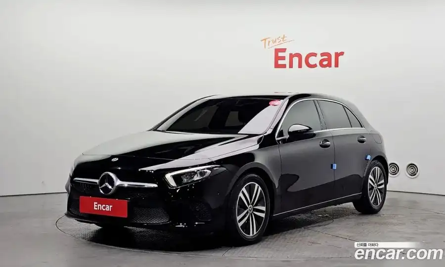 Mercedes-Benz A-Class A220 Hatchback