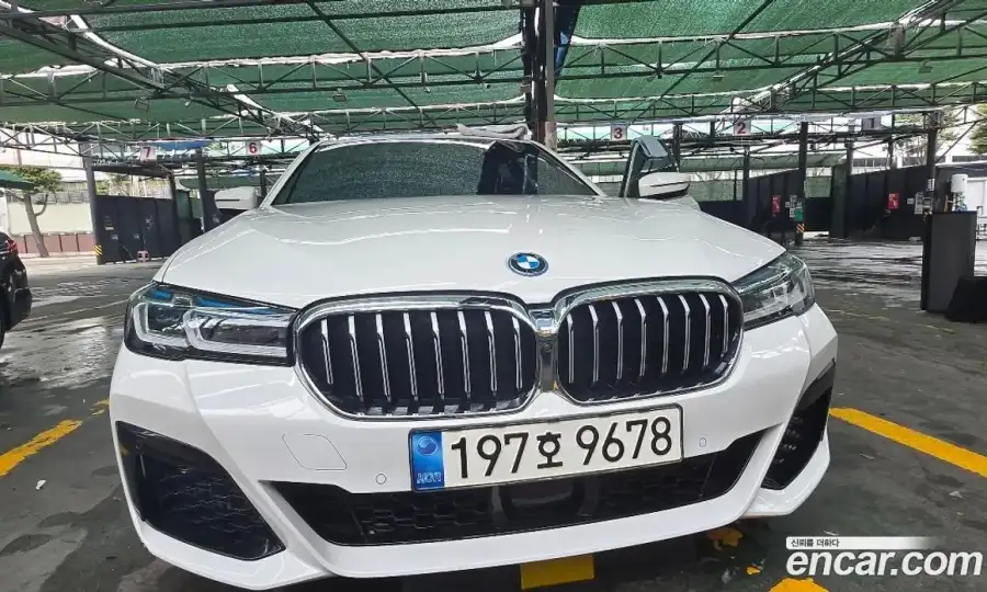 BMW 5-Series 530e M Sport