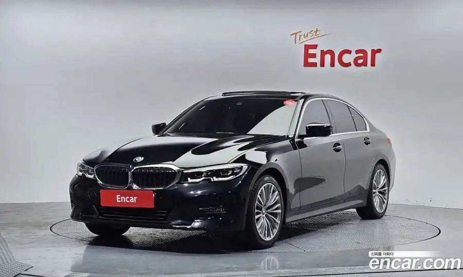 BMW 3-Series 320i