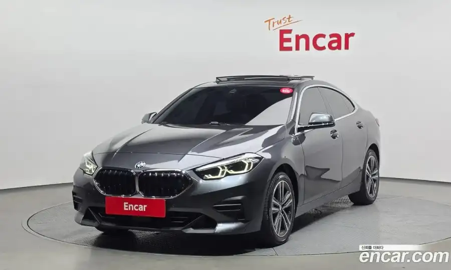 BMW 2-Series 220i Advantage