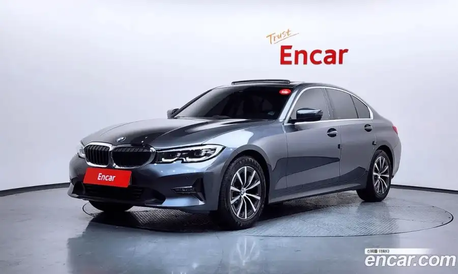 BMW 3-Series 320i