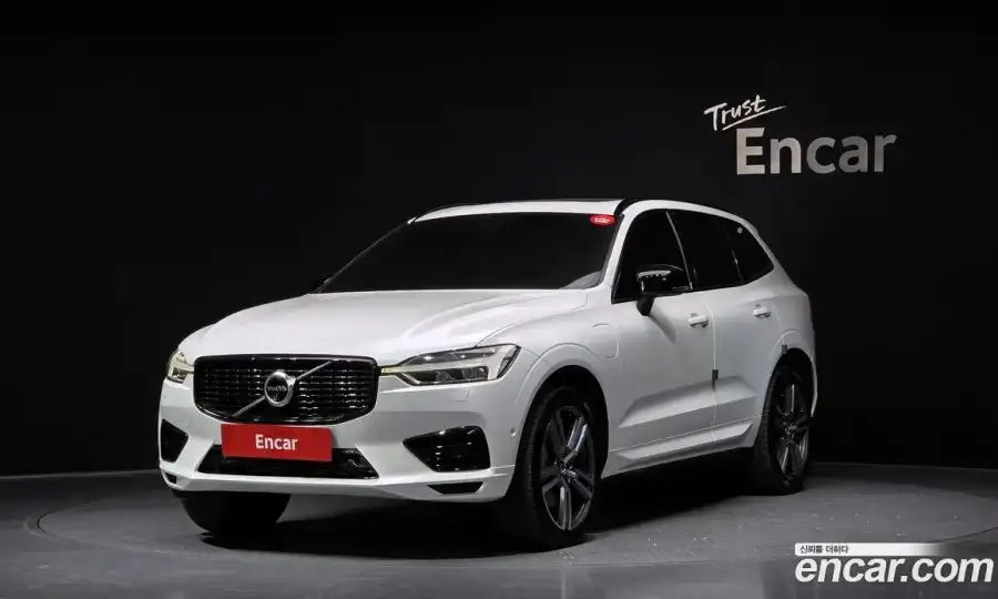 Volvo XC60 T8 R-Design