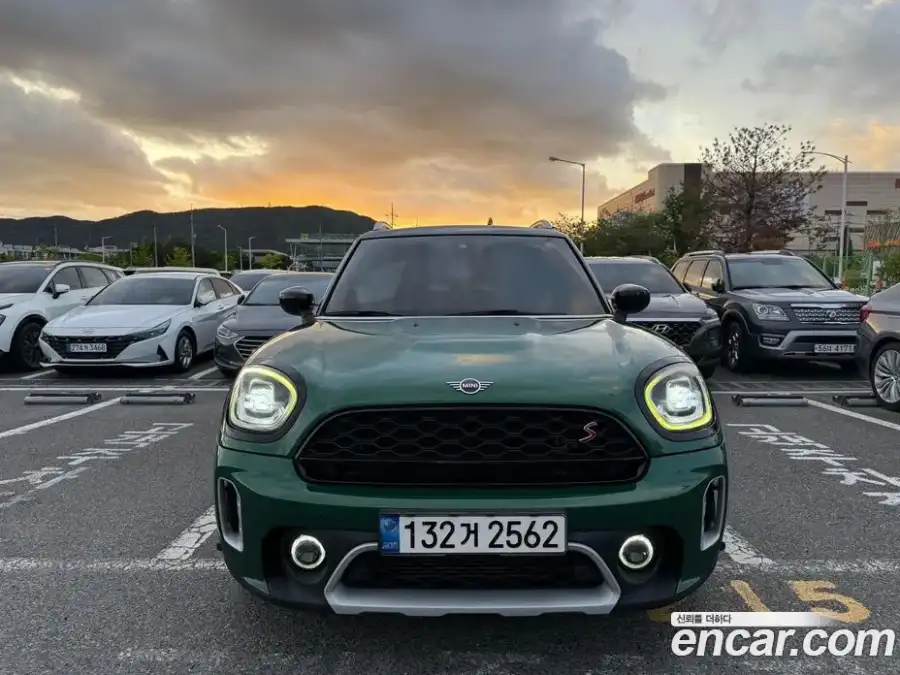 Mini Countryman ALL4 Uncharted Edition