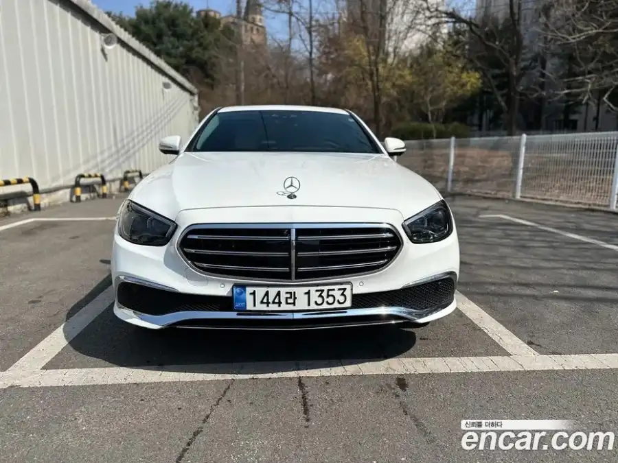 Mercedes-Benz E-Class E350 4MATIC Exclusive