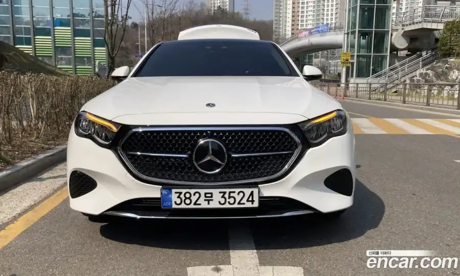 Mercedes-Benz E-Class E200 Avantgarde
