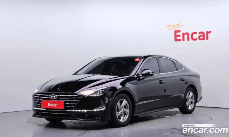 Hyundai Sonata 2.0 LPG rental car