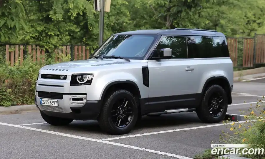 Land Rover Defender 90 D250 S