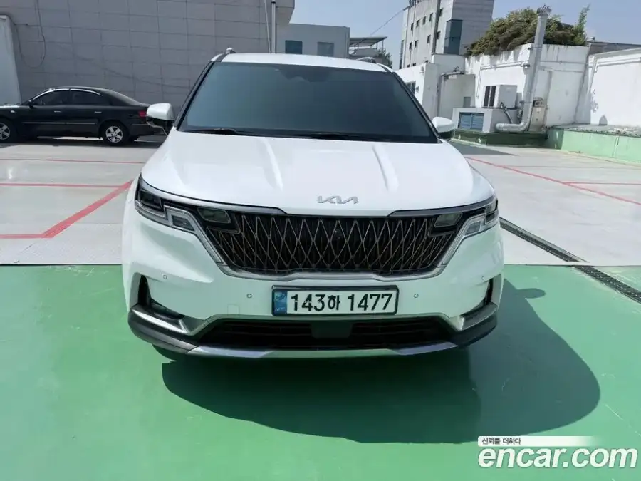 Kia Canival Diesel 9-Seater Signature