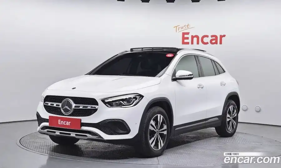 Mercedes-Benz GLA-Class