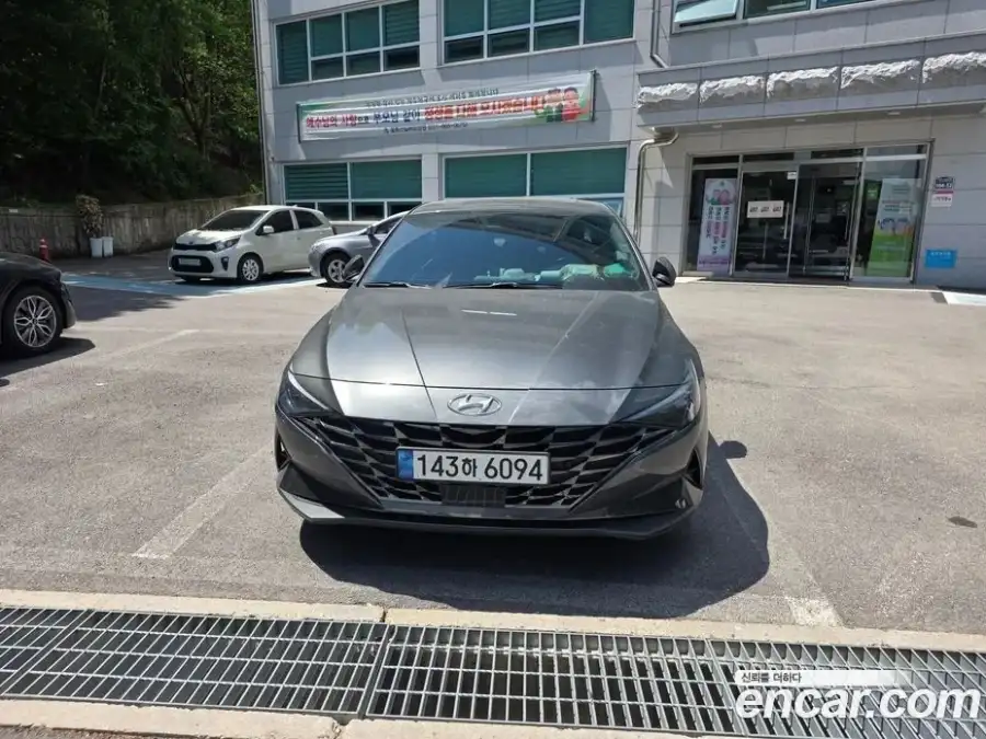Hyundai Avante 1.6