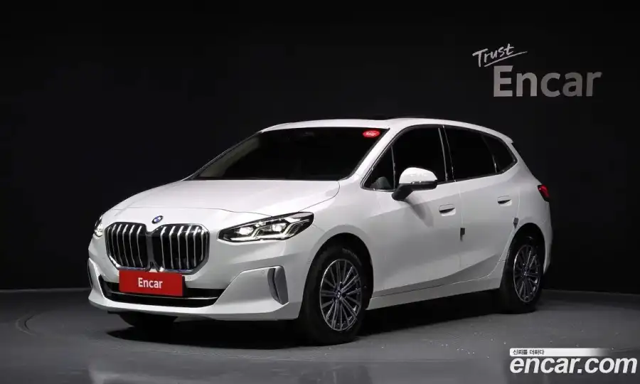 BMW 2-Series 220i Luxury
