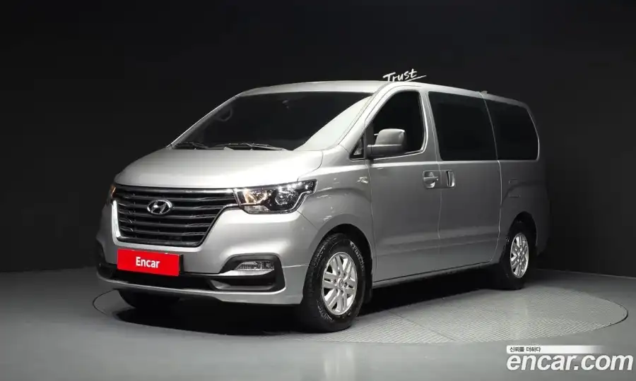 Hyundai Starex Van 3-Seater