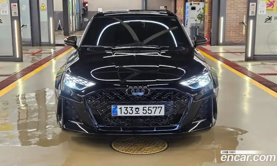Audi RS3 2.5 TFSI Quattro Carbon Edition