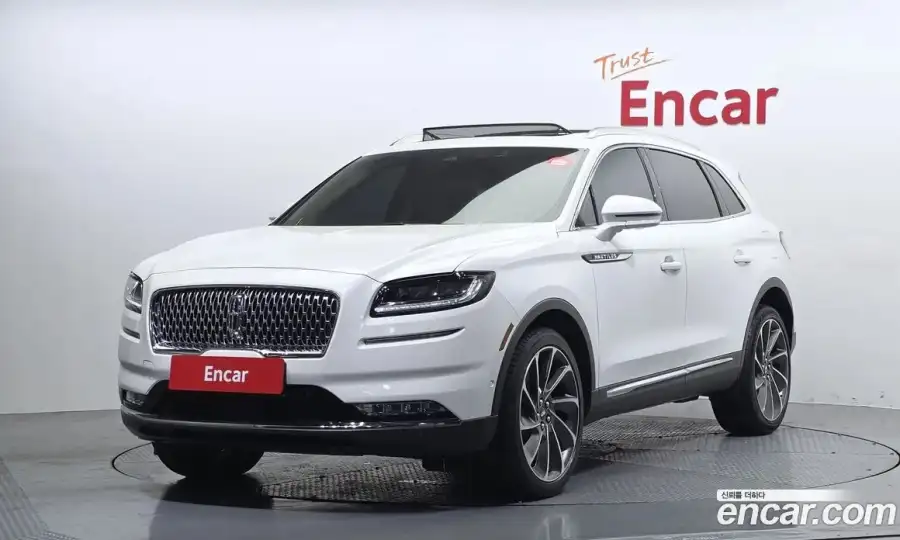 Lincoln Nautilus 2.7 202A AWD