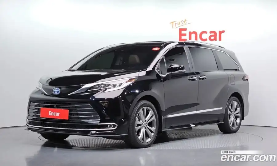 Toyota Sienna 2.5 Hybrid 2WD, 2024