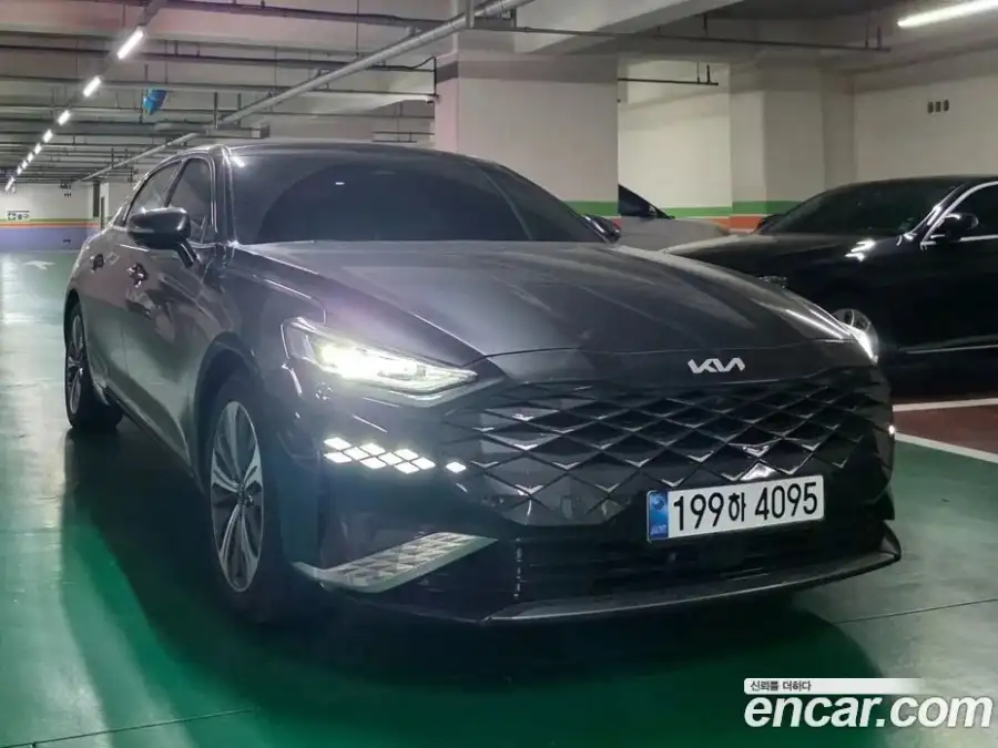 Kia K8 Signature Special