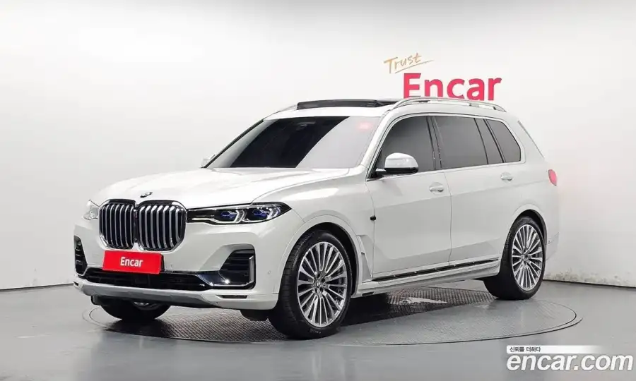 BMW X7 xDrive 40i Design Pure Excellence 6-Seater