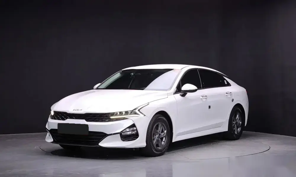Kia K5 2.0 LPi Strandard