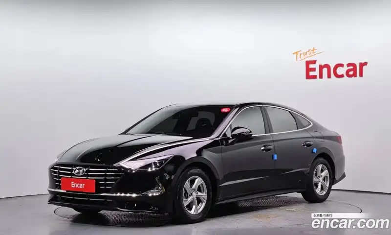 Hyundai Sonata 2.0 LPG rental car