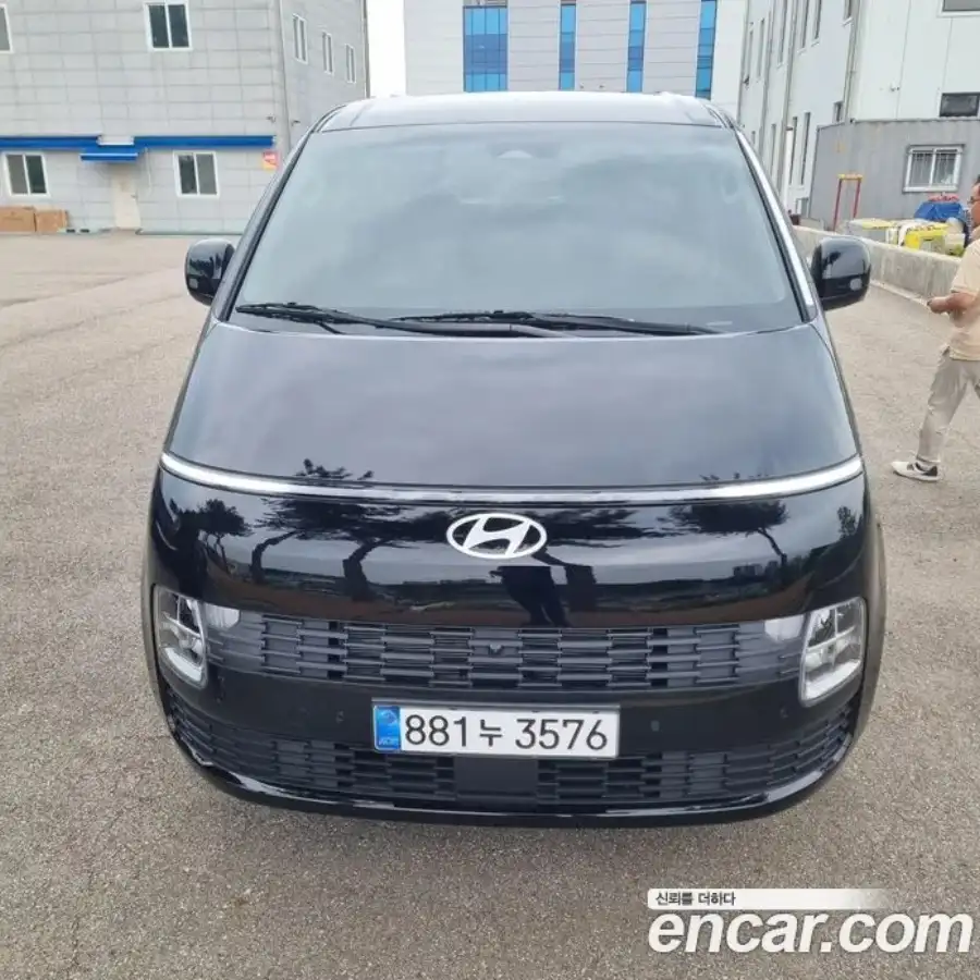 Hyundai Staria L3.5 Cargo 3-Seater