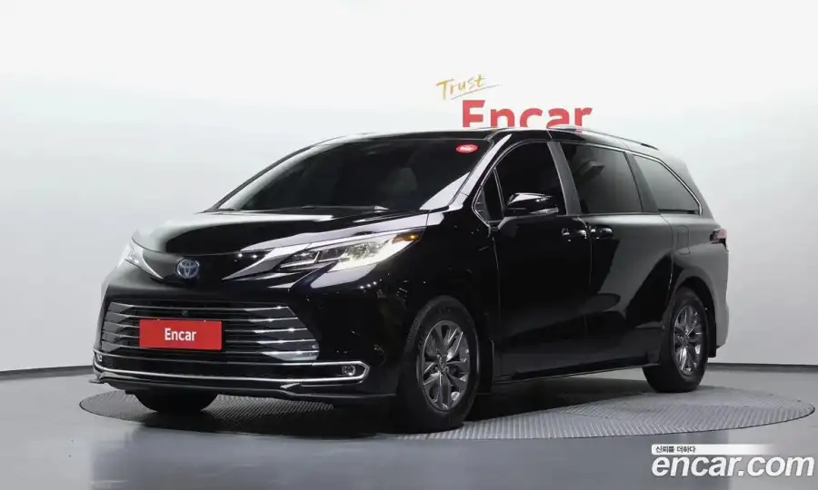 Toyota Sienna 2.5 Hybrid AWD