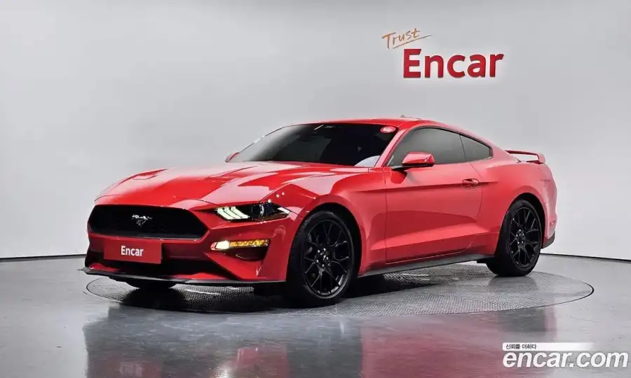 Ford Mustang Coupe