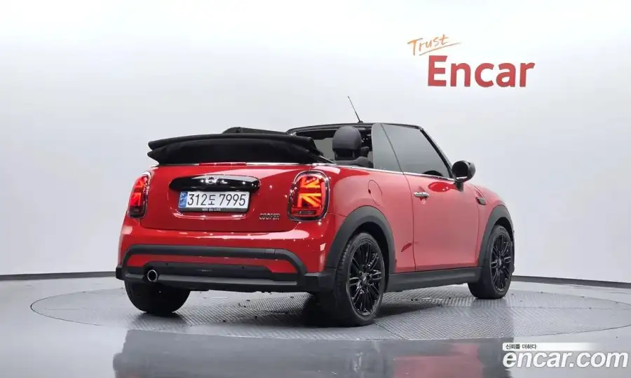 Mini Cooper Convertible Classic
