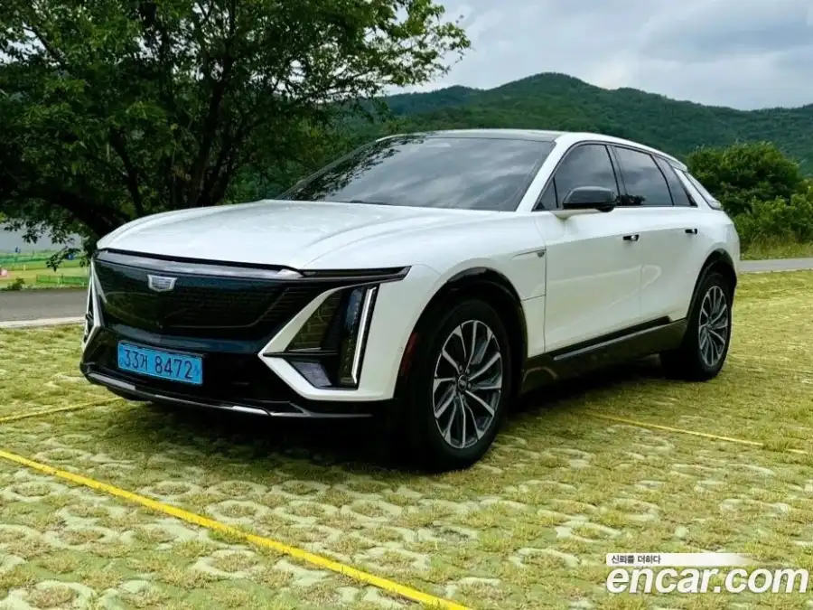 Cadillac Lyriq Sport