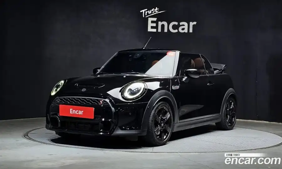 Mini Cooper Convertible Classic