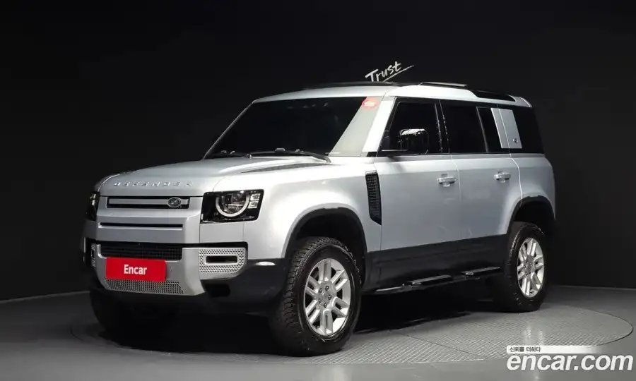 Land Rover Defender 110 D250 S
