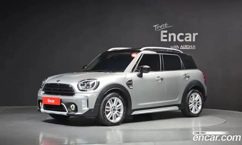 Mini Countryman Classic Plus Launch Pack