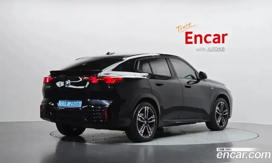 BMW iX2