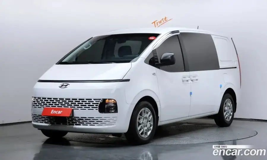 Hyundai Staria Cargo 5-Seater
