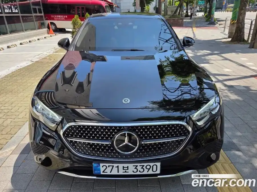 Mercedes-Benz E-Class E200 Avantgarde