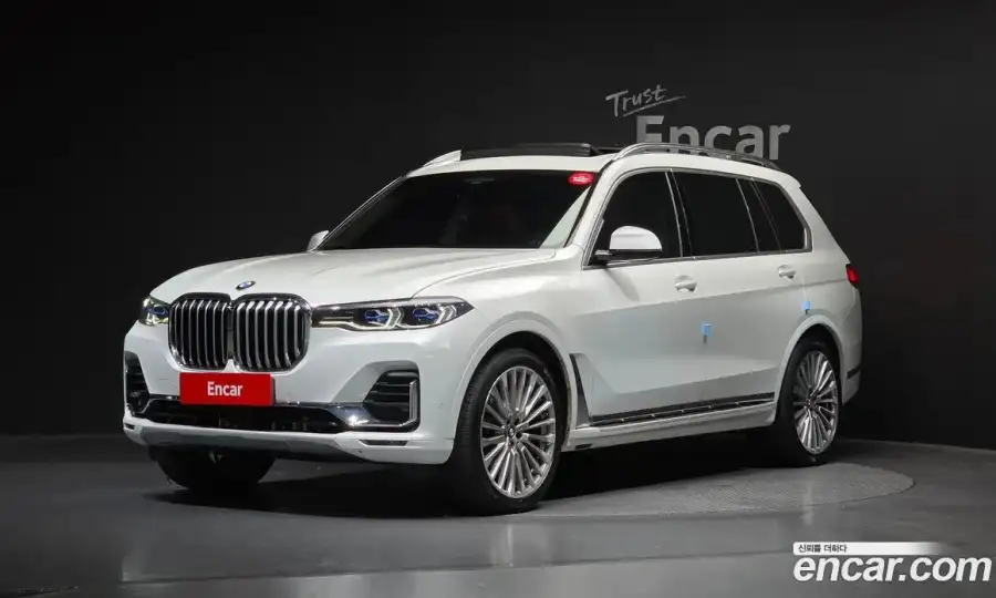 BMW X7 xDrive 40i Design Pure Excellence 6-Seater