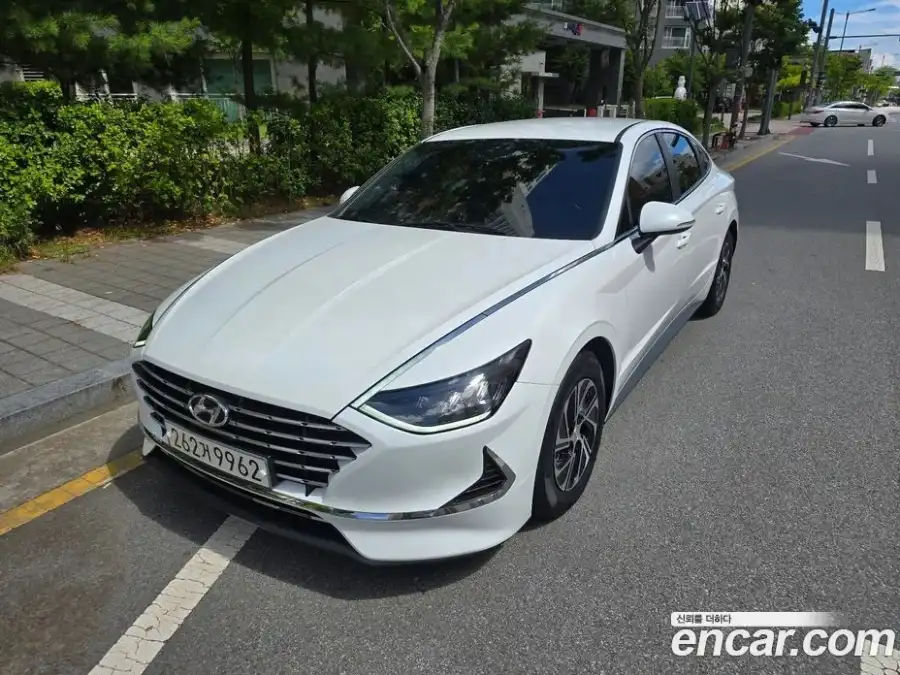 Hyundai Sonata Modern