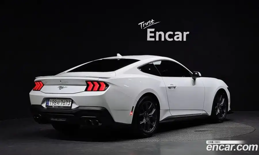 Ford Mustang 2.3 EcoBoost Premium Coupe