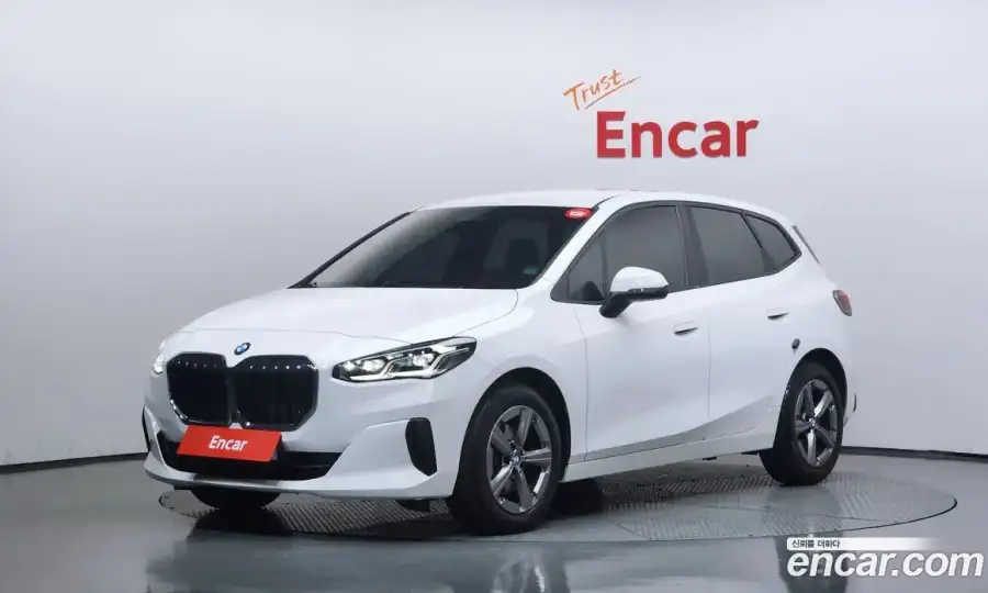 BMW 2-Series 220i Advantage
