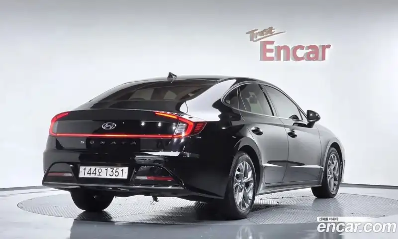 Hyundai Sonata 2.0