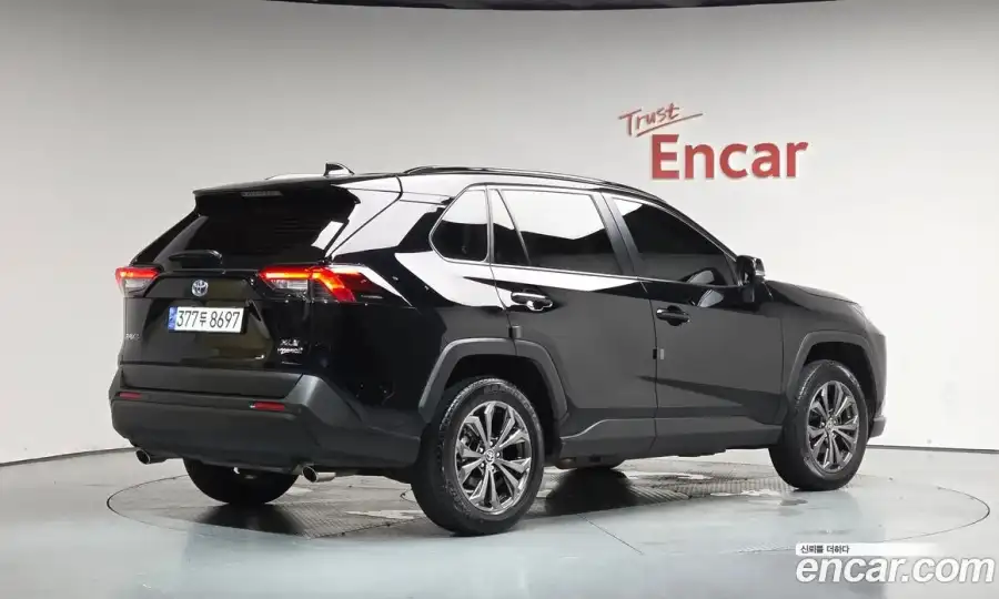 Toyota RAV4 2.5 2WD Hybrid XLE