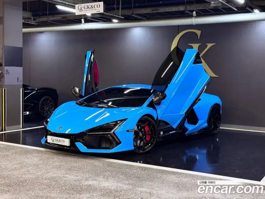 Lamborghini Revuelto 6.5 V12
