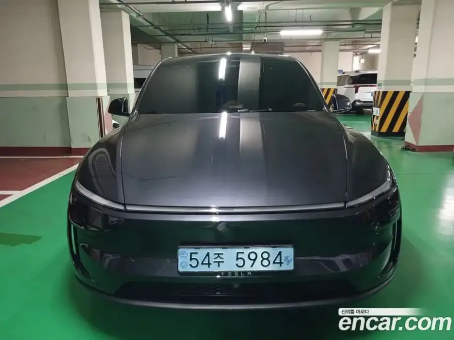 Tesla Model Y Premium RWD