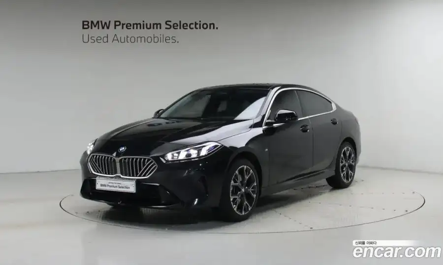 BMW 2-Series 220 M Sport Design