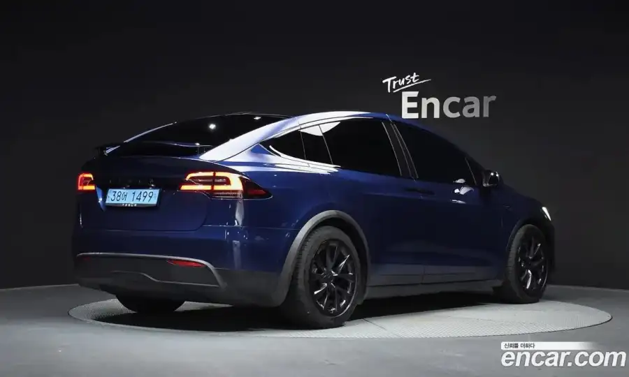 Tesla Model X AWD